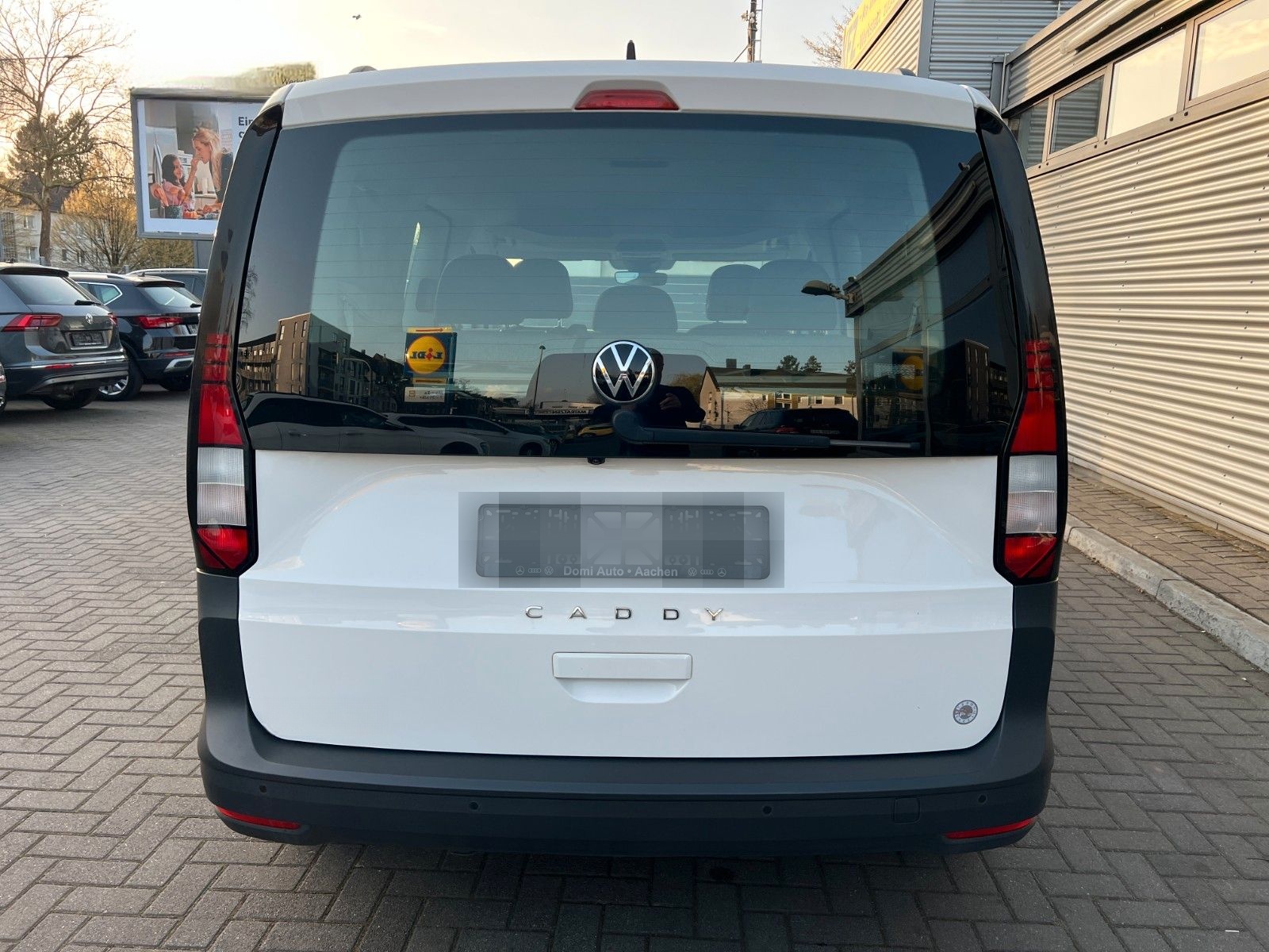 Volkswagen Caddy California 2.0 TDI Miniküche + Klappbett foto 8