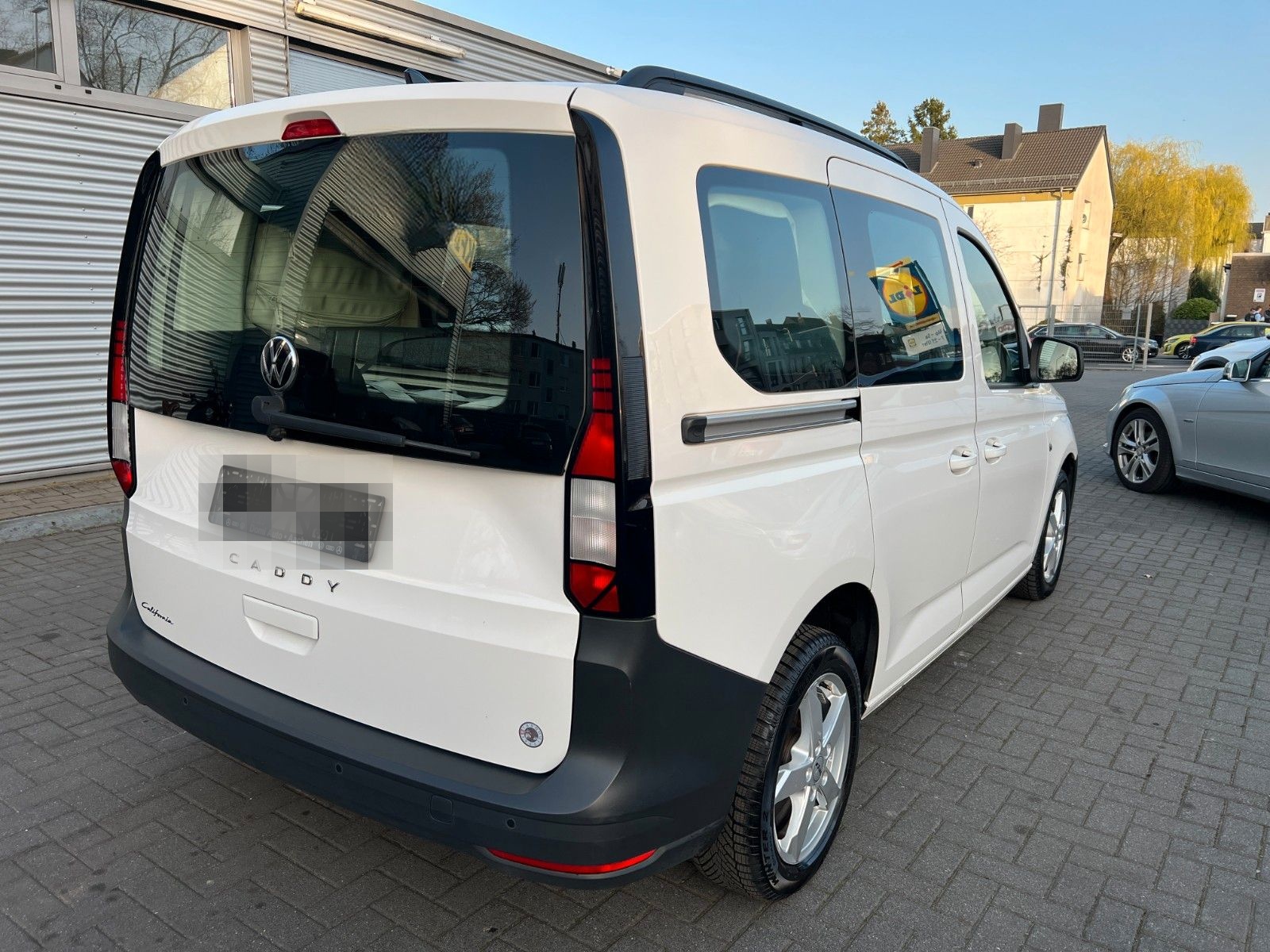 Volkswagen Caddy California 2.0 TDI Miniküche + Klappbett foto 10