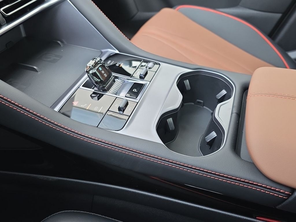 BYD SEAL U DM-i Comfort foto 9