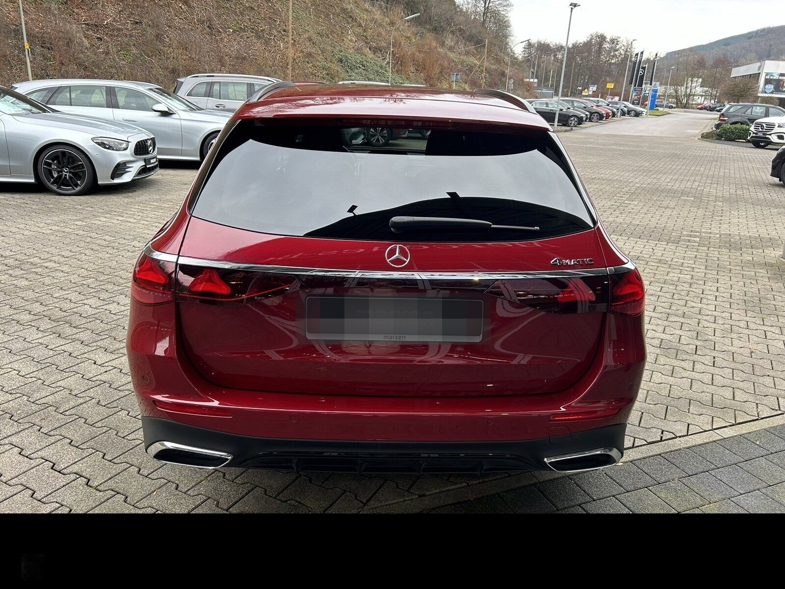 Mercedes-Benz E 300 de 4M T AMG Pano+AHK+360°+Night+Memory+Win foto 5