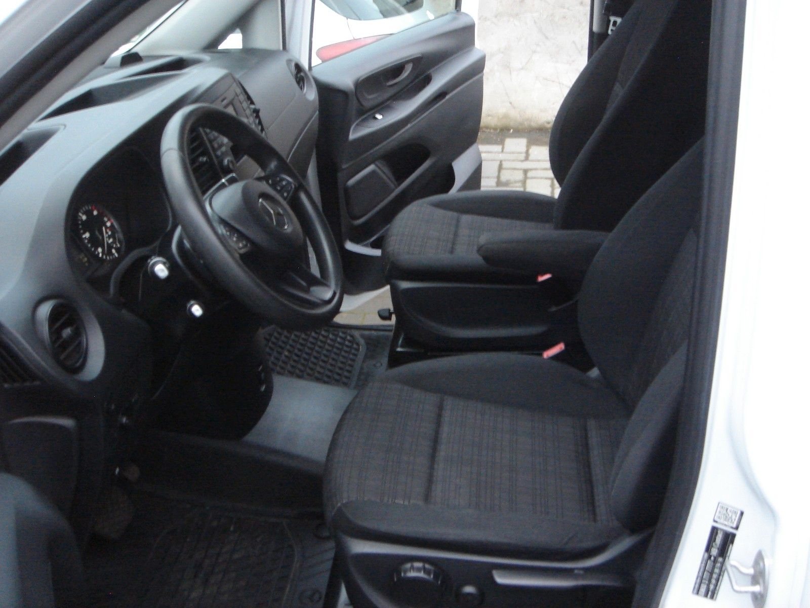 Mercedes-Benz VITO KASTEN 114 CDI LANG+KLIMA+2x PDC+AUTOMATIK+ foto 5