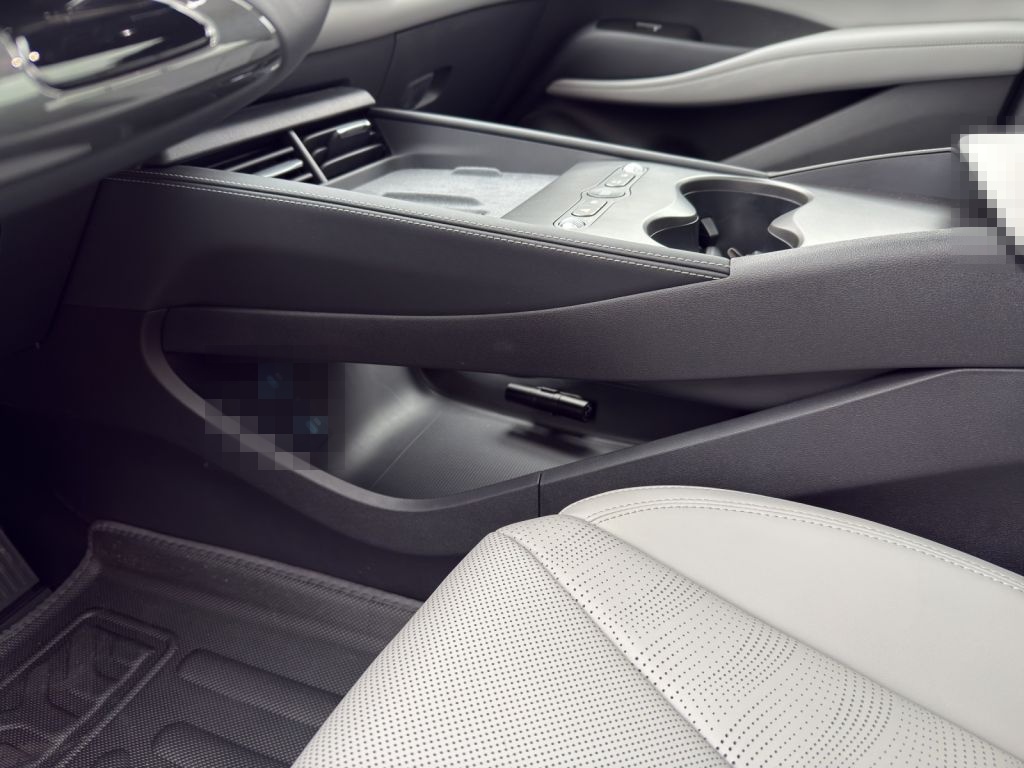 BYD SEAL 6 DM-i Touring Comfort foto 16