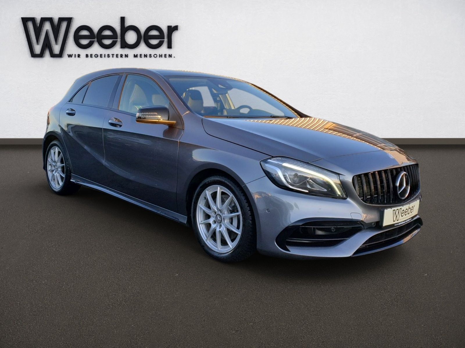 Mercedes-Benz A 220 4Matic AMG Line *PANO*HARMAN KARDON*APP CO foto 16