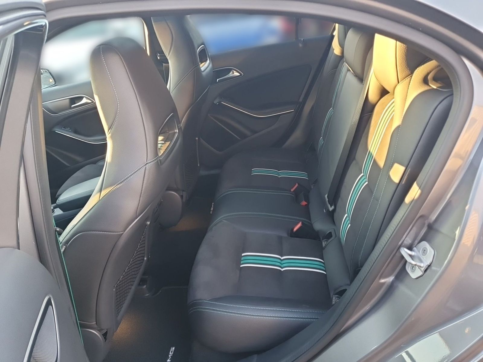 Mercedes-Benz A 220 4Matic AMG Line *PANO*HARMAN KARDON*APP CO foto 8