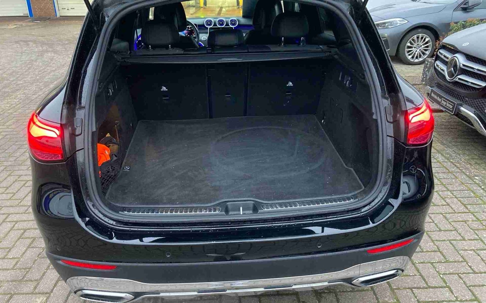 Mercedes-Benz GLC 220 d 4M Avantgarde AdvPlus+Dist+DIGITAL+Kam foto 8