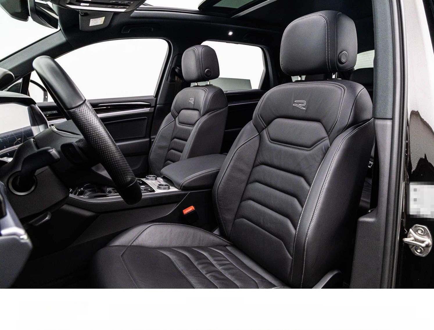 Volkswagen TOUAREG 3.0TDi 4M R LINE/ACC/HuD/PANO/INNO/360° foto 16