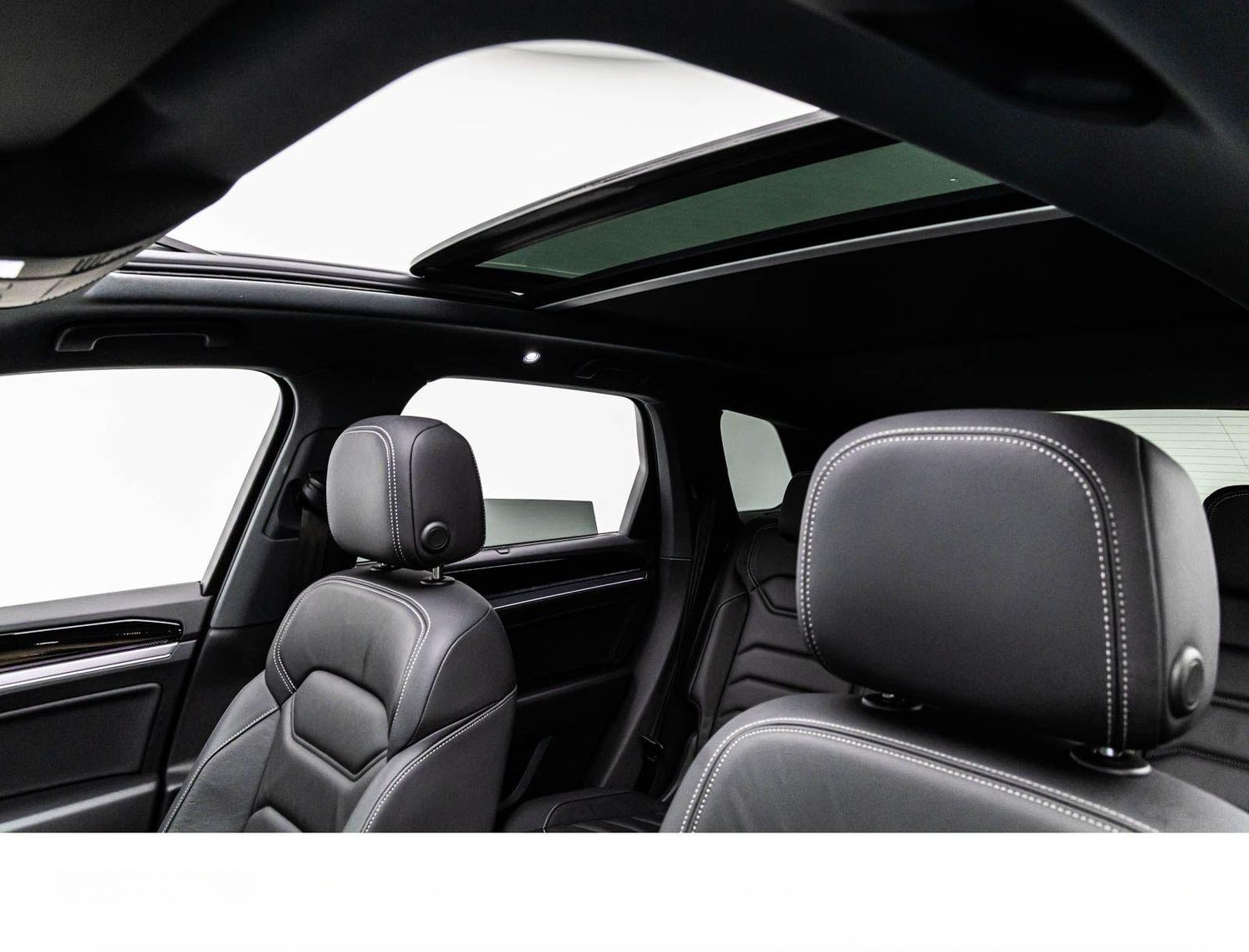 Volkswagen TOUAREG 3.0TDi 4M R LINE/ACC/HuD/PANO/INNO/360° foto 18