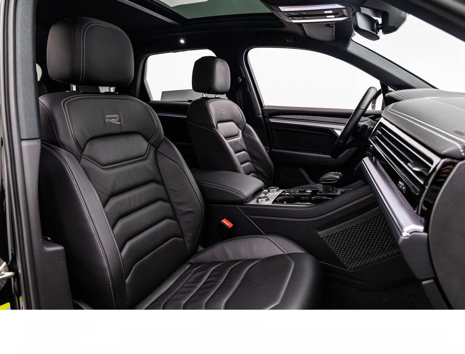 Volkswagen TOUAREG 3.0TDi 4M R LINE/ACC/HuD/PANO/INNO/360° foto 22