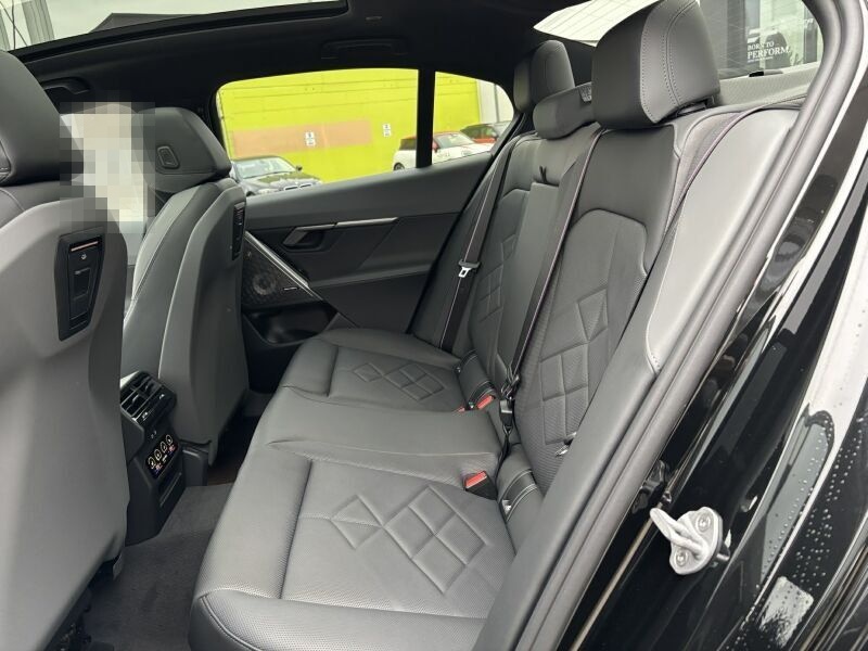 BMW 520d Lim M Sportpaket *Jahresstart-Aktion* foto 11
