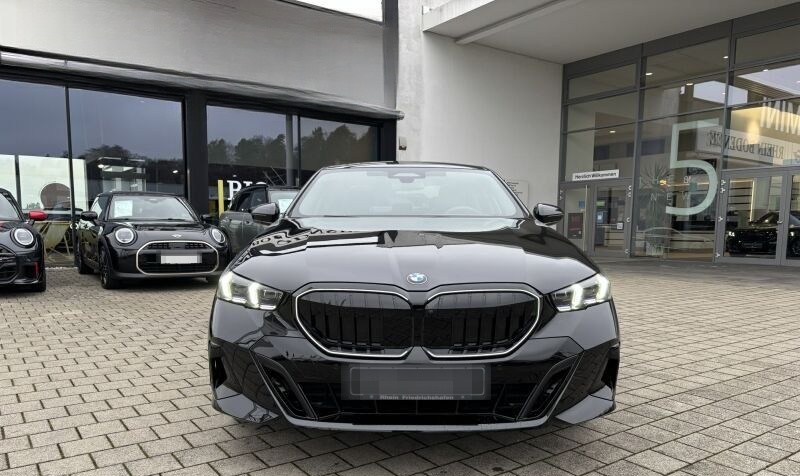 BMW 520d Lim M Sportpaket *Jahresstart-Aktion* foto 3