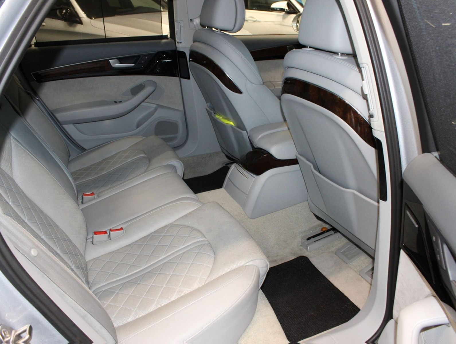 Audi A8 4.0 TFSI tiptronic quattro*1.Hand Matrix-LED foto 12