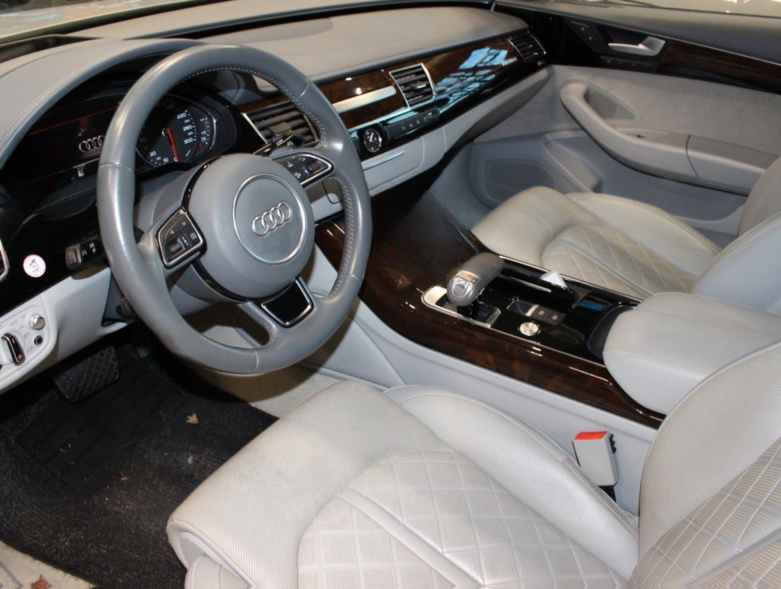 Audi A8 4.0 TFSI tiptronic quattro*1.Hand Matrix-LED foto 15