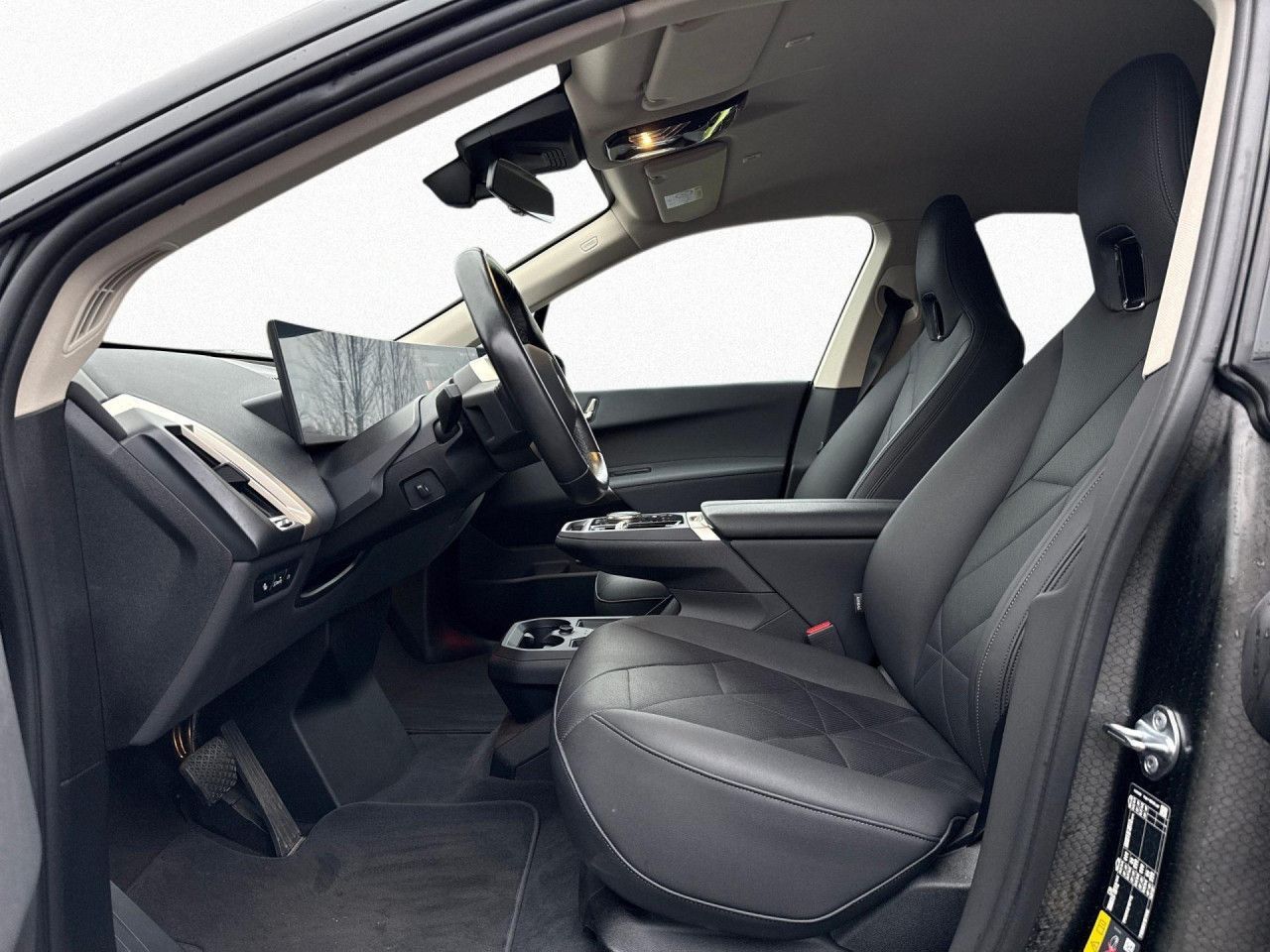 BMW iX xDrive 40 Sport LivePro,St+G,Kam,H/Kardon,HUD foto 14