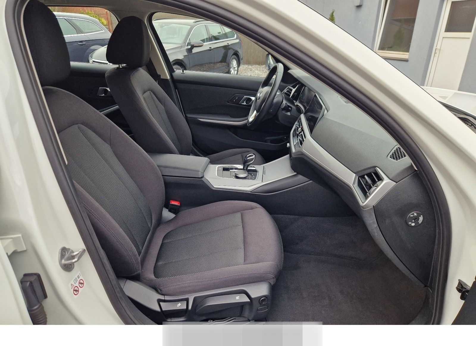 BMW 330 3 Touring 330 e xDrive Advantage foto 21