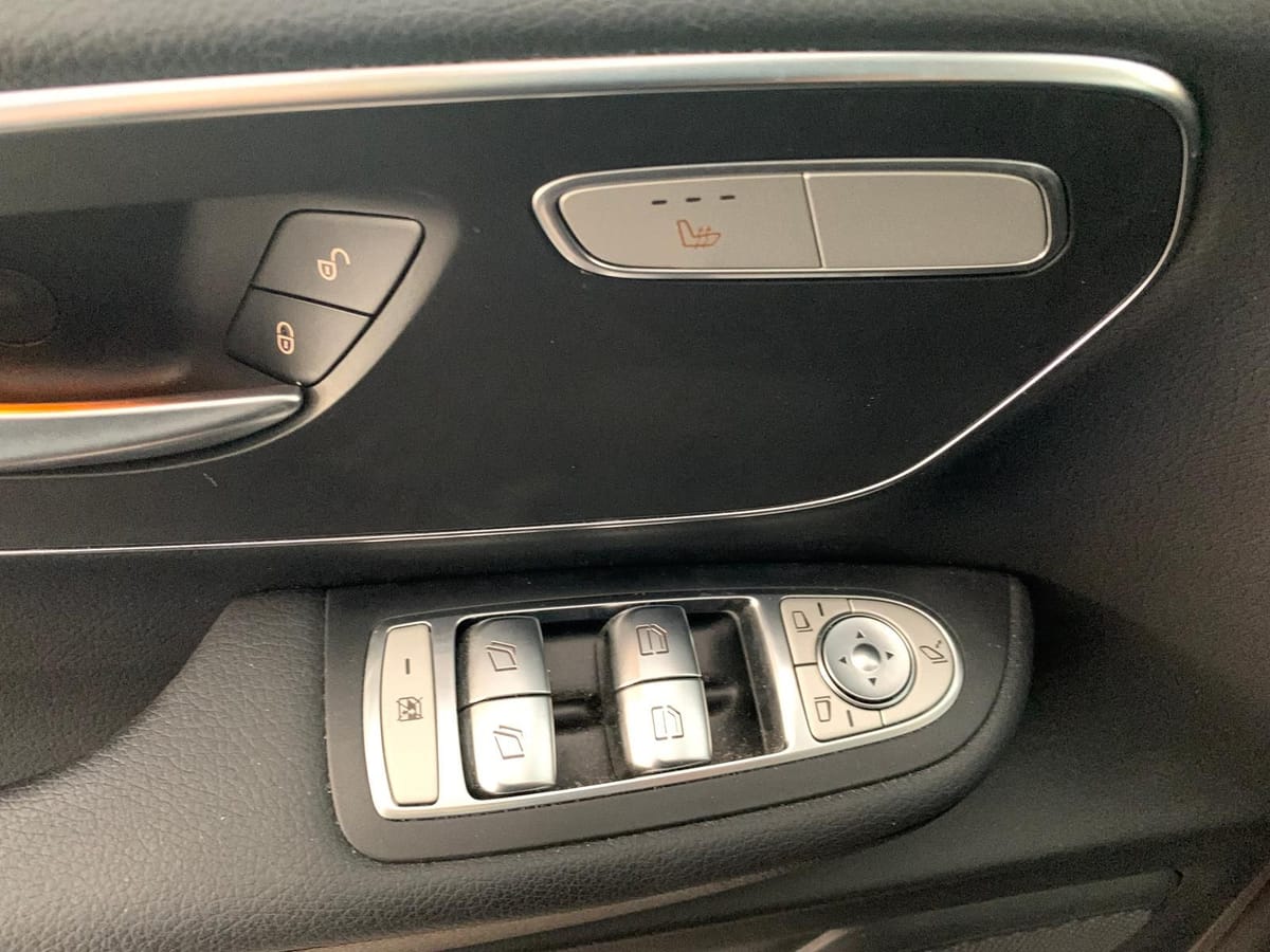 Mercedes-Benz V 220 d EDITION Lang 6-Sitze Kamera MBUX Leder foto 12