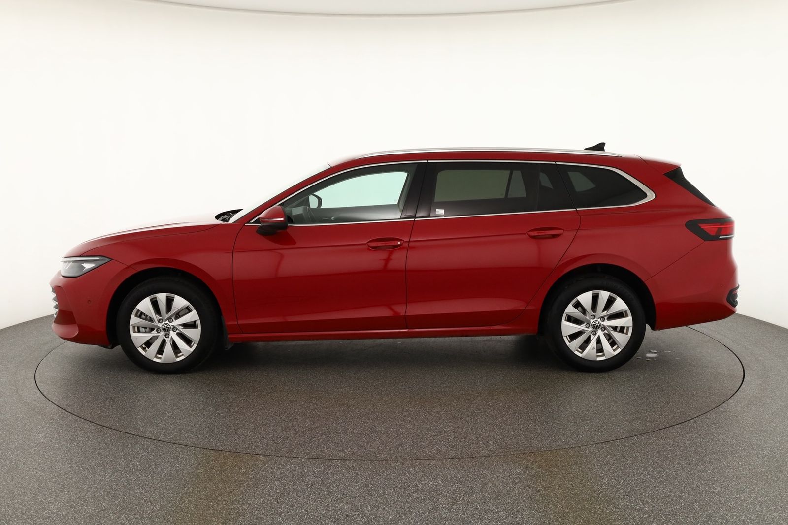 Volkswagen Passat Variant 2.0 TDI 4M DSG LED ACC Navi AHK foto 2