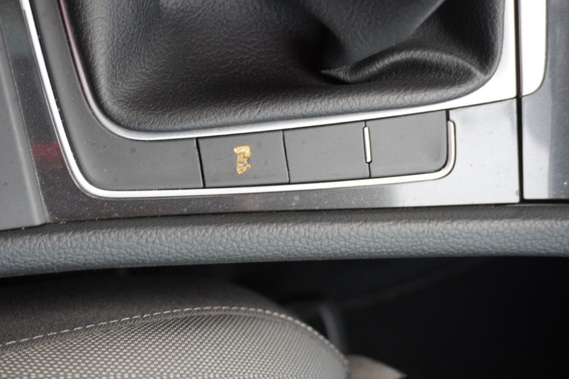 Volkswagen Golf VII 1.0 TSI LED Navi Schiebedach Kamera AHK foto 30