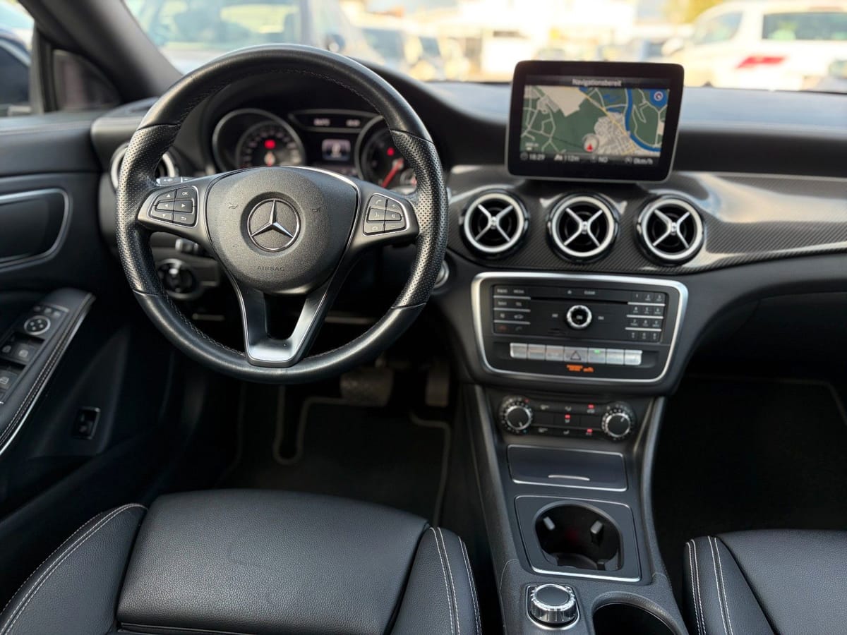 Mercedes-Benz CLA 220 d Coupe AMG-Sport Edition*LED*R-Kamera* foto 19