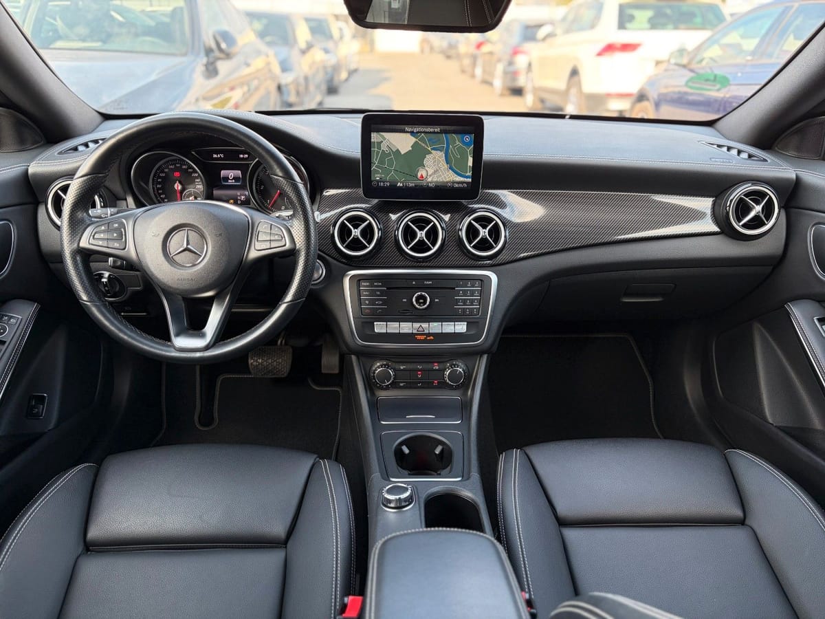 Mercedes-Benz CLA 220 d Coupe AMG-Sport Edition*LED*R-Kamera* foto 8