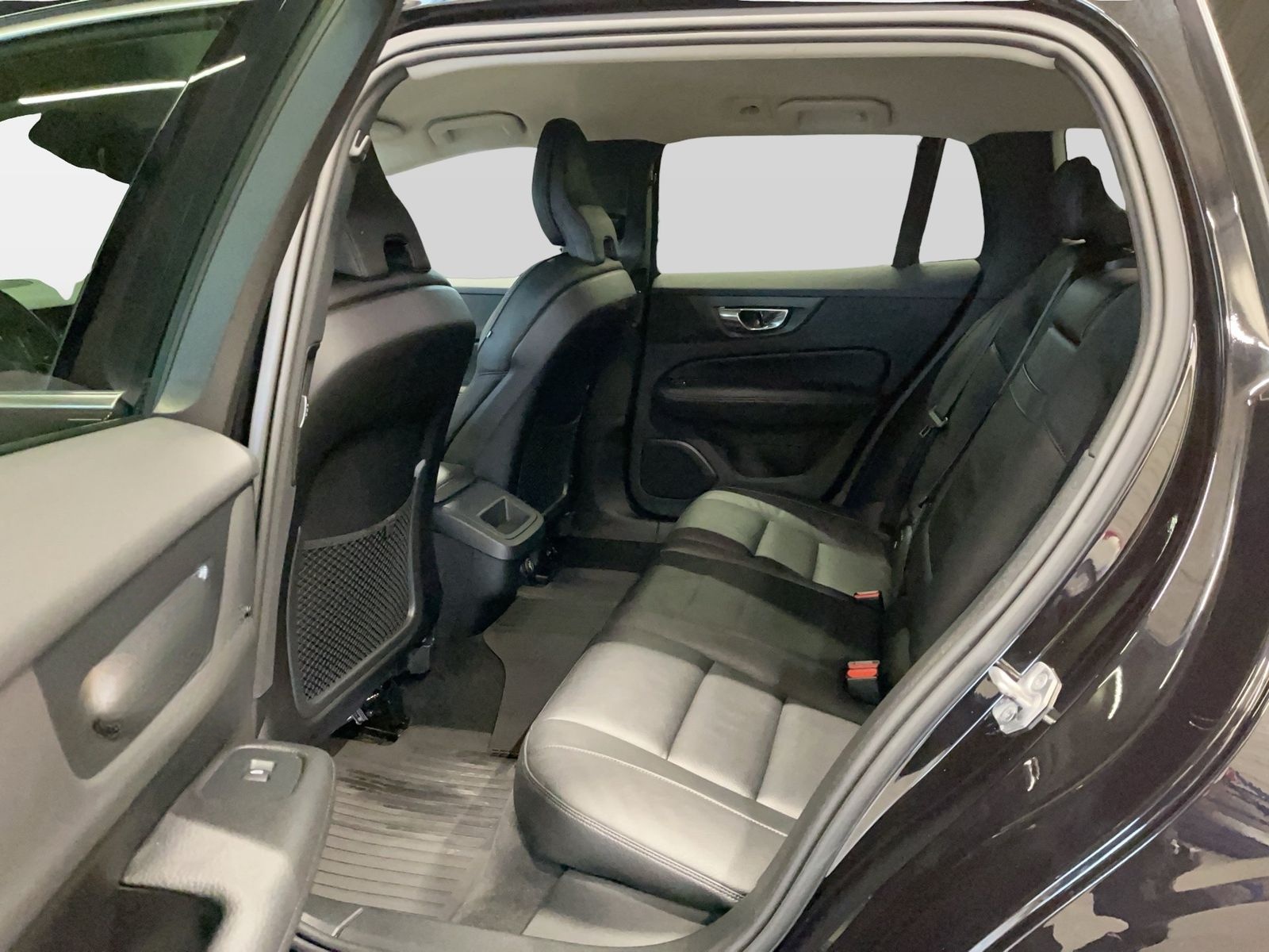 Volvo V60 T6 AWD Inscription Automatik AUT DynLicht foto 11