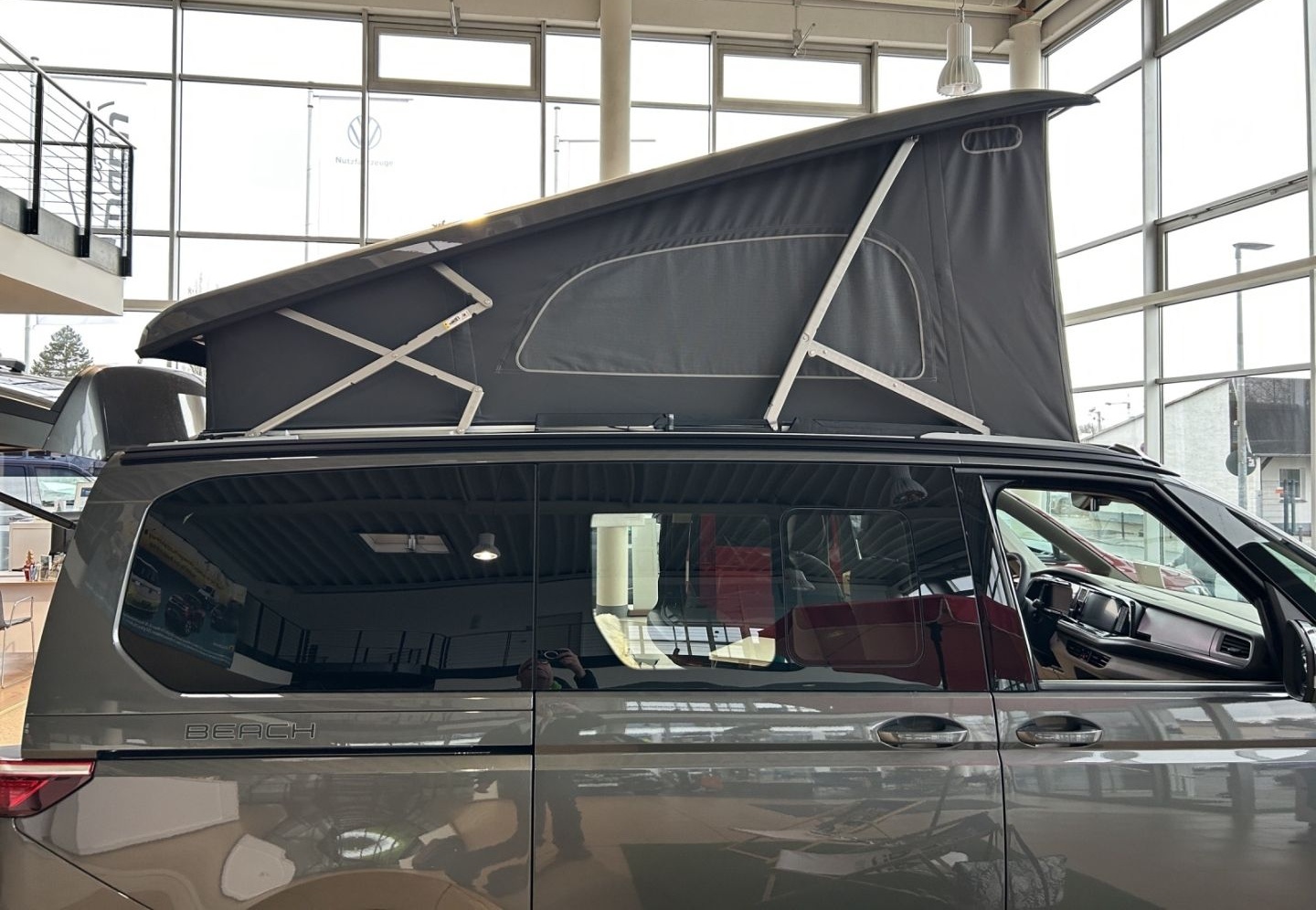 Volkswagen T7 California Beach Tour 2,0l TSI DSG StandHZG A foto 23