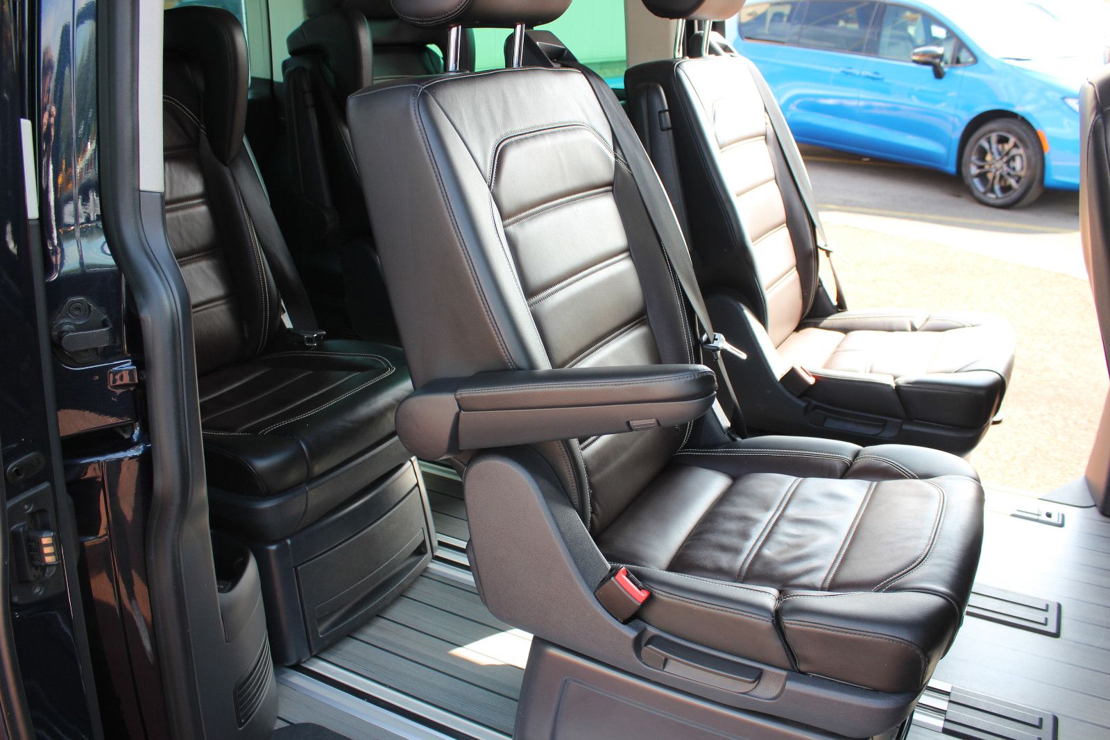 Volkswagen T6 Multivan Highline 4Motion/DSG/Leder/Navi/AHK/ foto 23