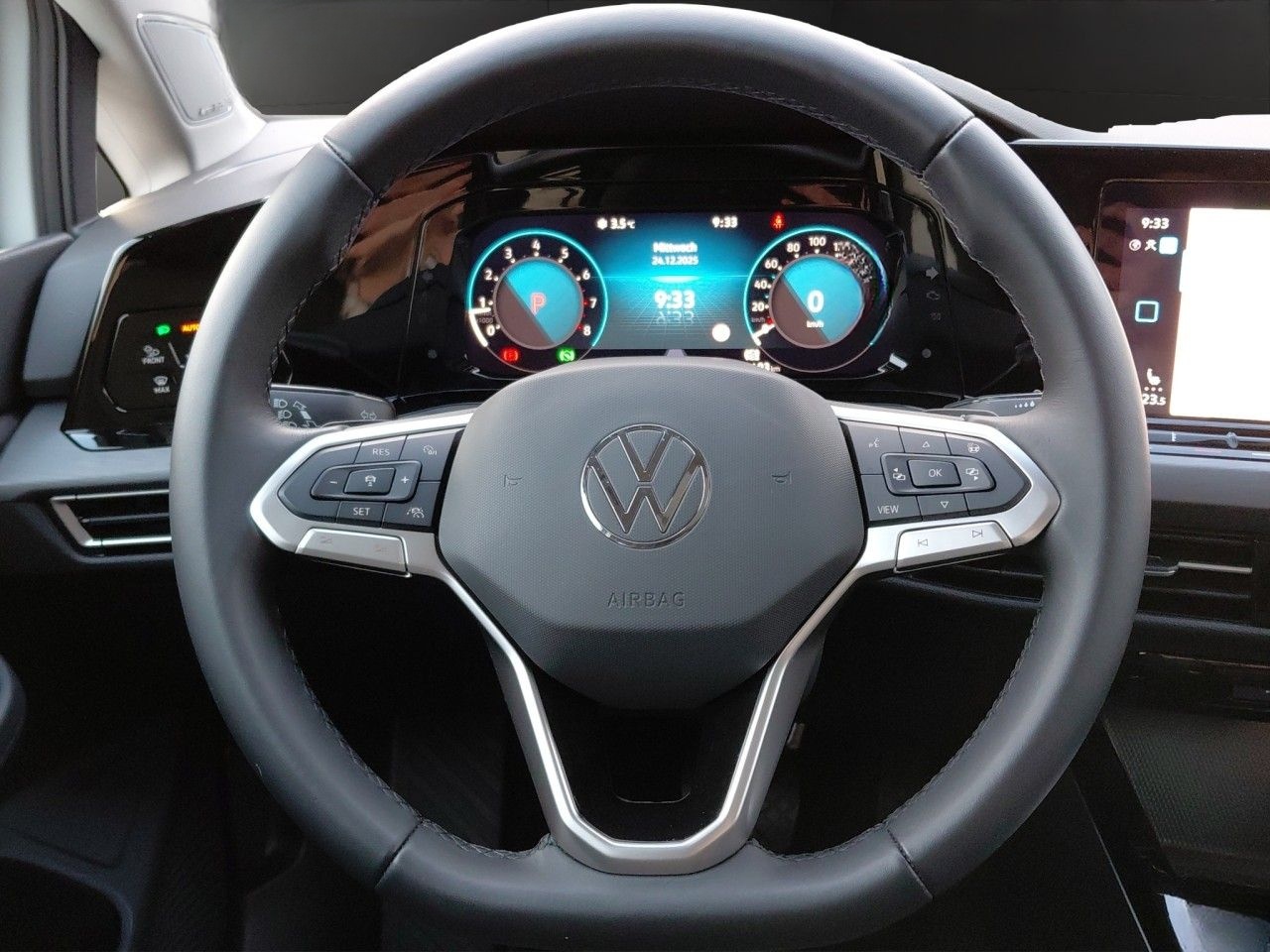 Volkswagen Golf VIII 1.5 eTSI DSG Style AHK+PANORAMA+KAMERA foto 14