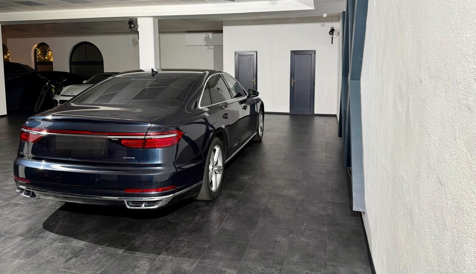 Audi A8 50 TDI quattro foto 4