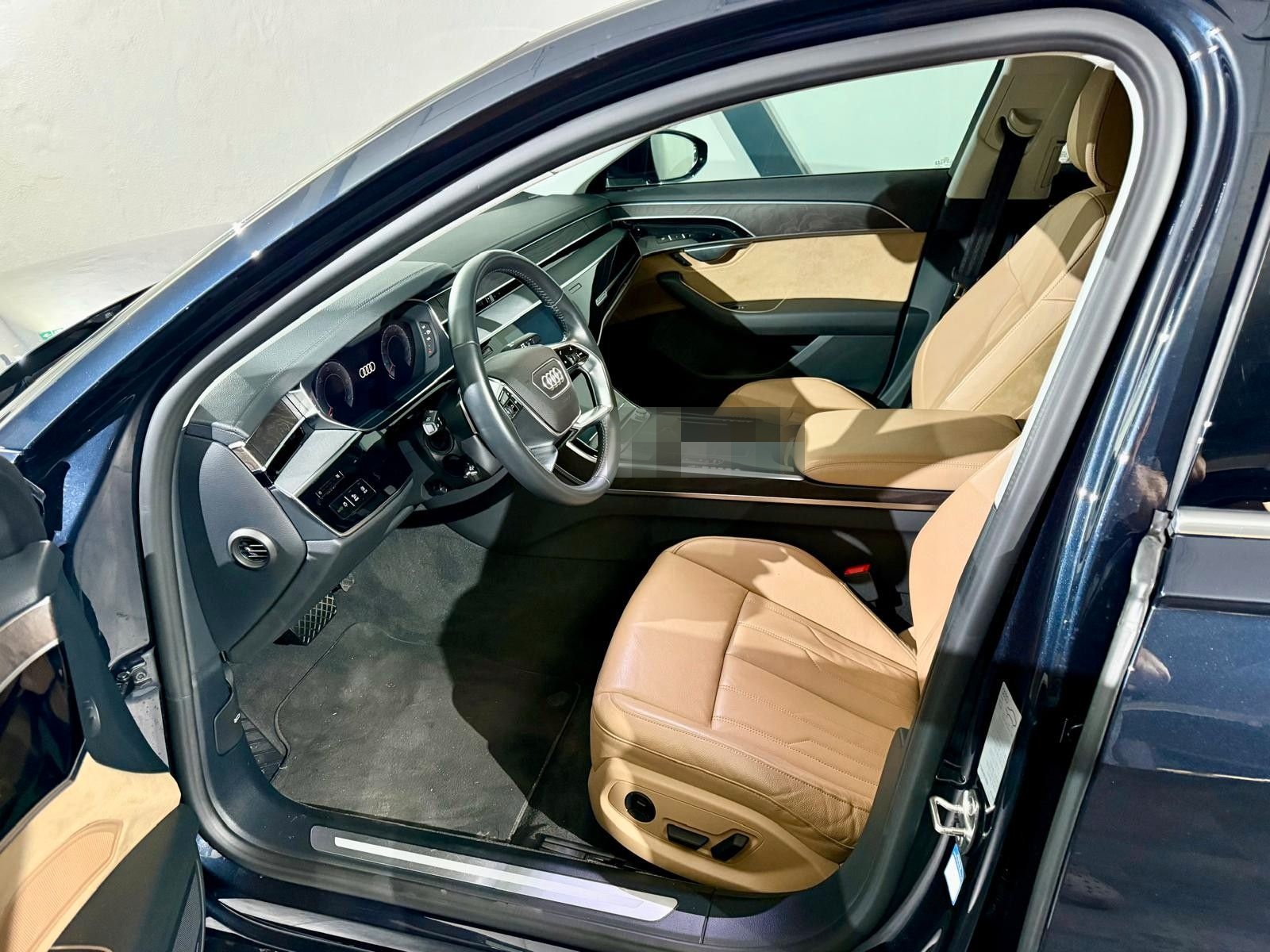 Audi A8 50 TDI quattro foto 9