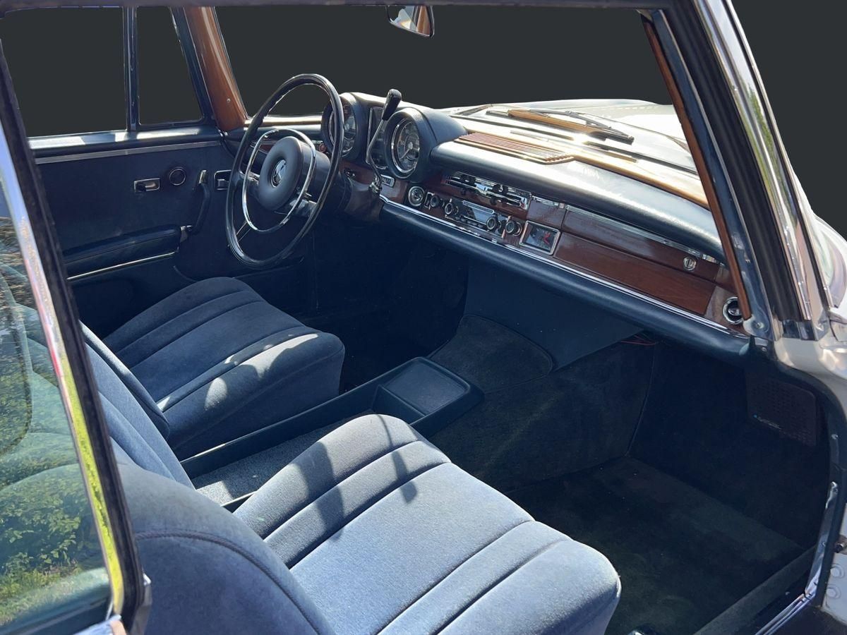 Mercedes-Benz 280 SEC Coupe-seltene Farbe*Blaues Velour* foto 12