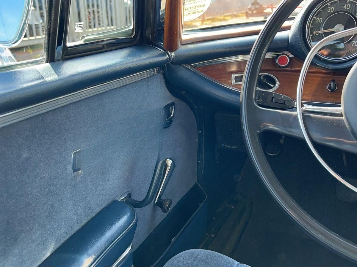 Mercedes-Benz 280 SEC Coupe-seltene Farbe*Blaues Velour* foto 17
