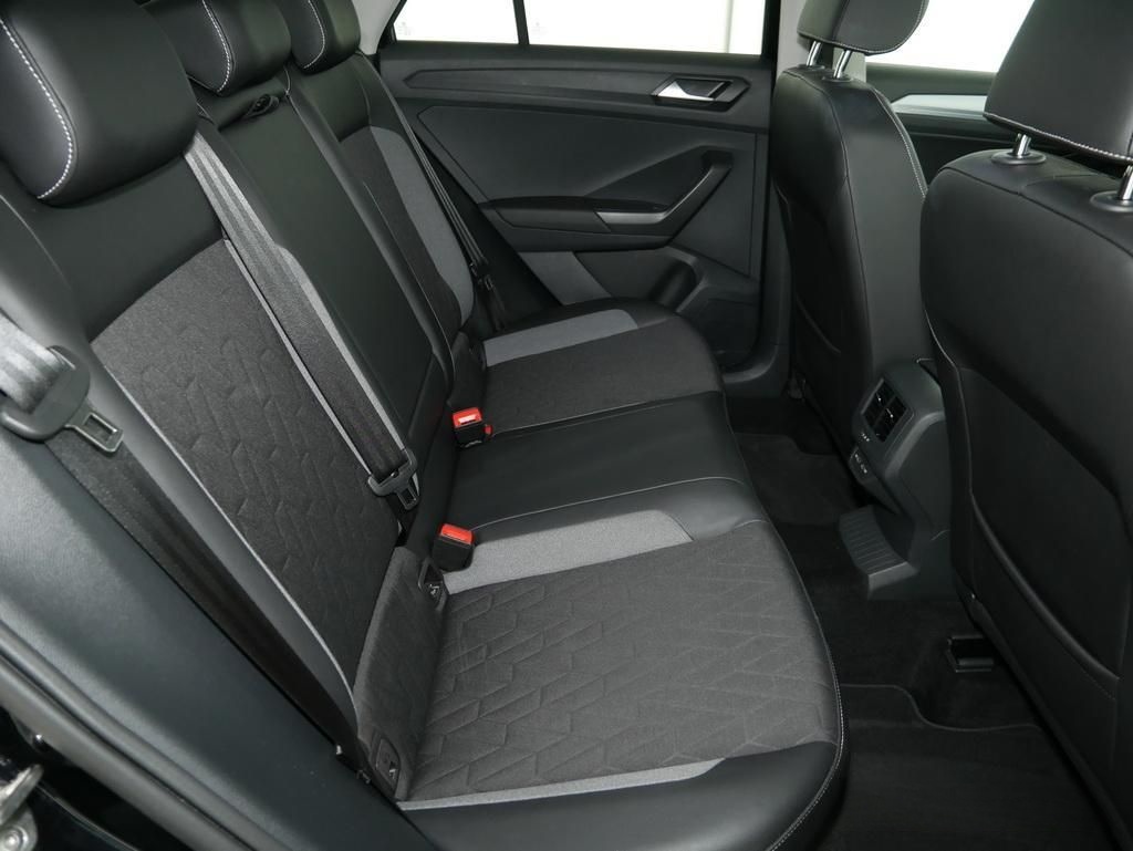 Volkswagen T-Roc 1.5TSI Goal DSG AHK Rückfahrkamera foto 8