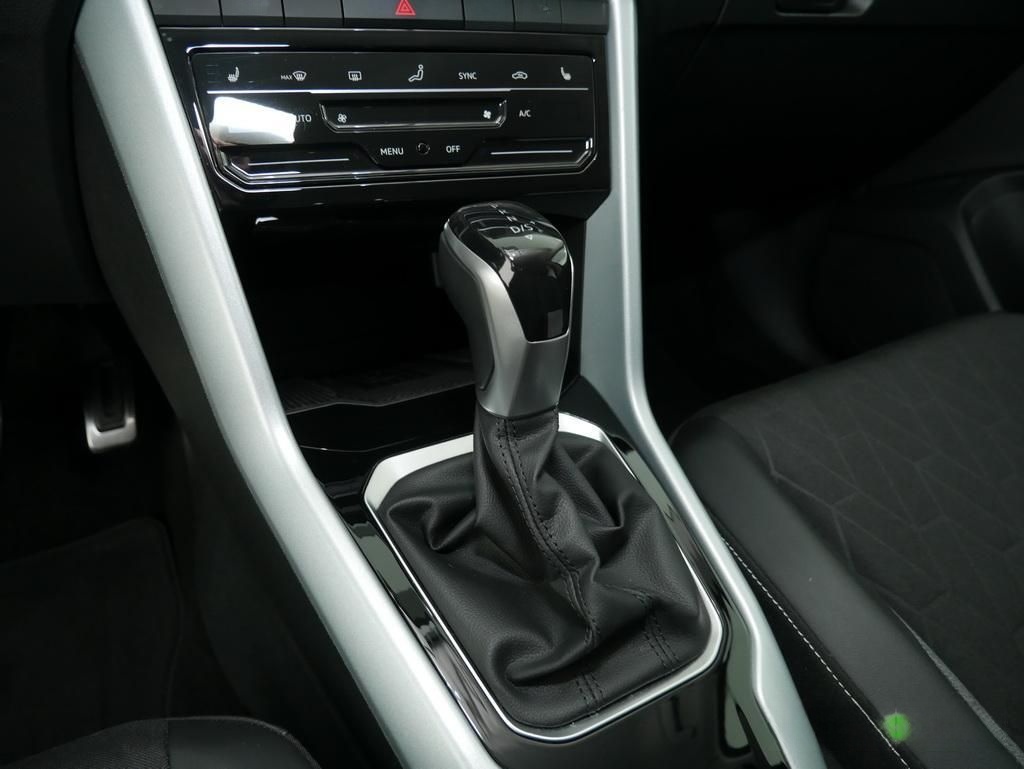 Volkswagen T-Roc 1.5TSI Goal DSG AHK Rückfahrkamera foto 10
