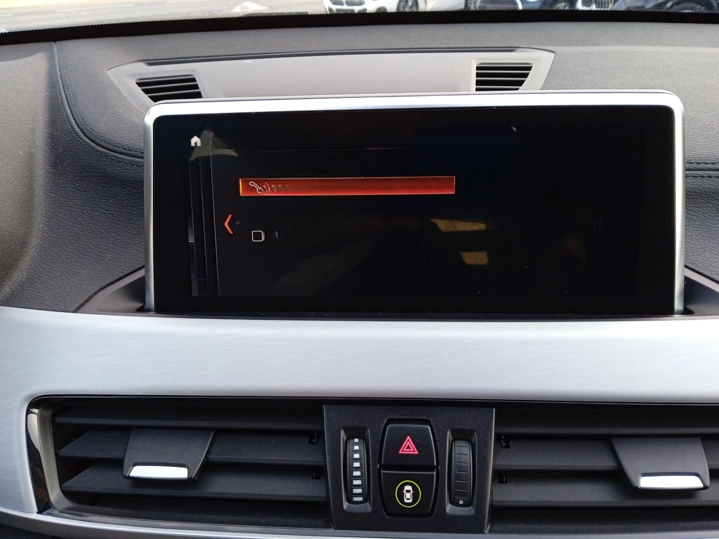 BMW X1 sDrive18d xLine KAMERA+SHZG+PDC+LED+DAB+NAVI+ foto 20