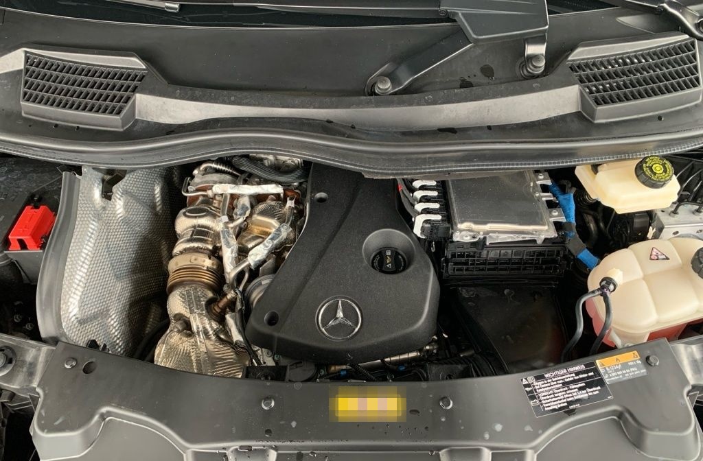 Mercedes-Benz V 300 d 4M AVANTGARDE, EXTRALANG - SOUND! StHz! foto 5