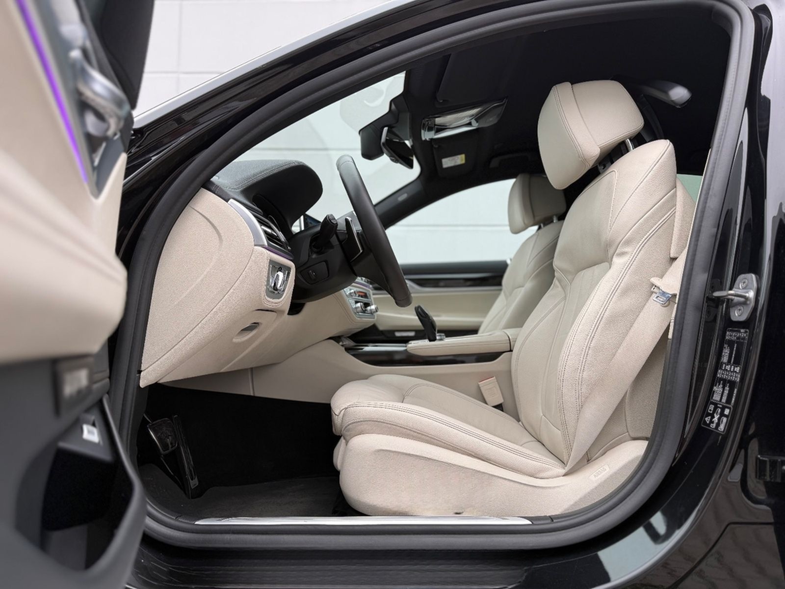 BMW 740d xDrive/M-Paket/HUD/Memoy/Softcl./20"/Ambi./ foto 19