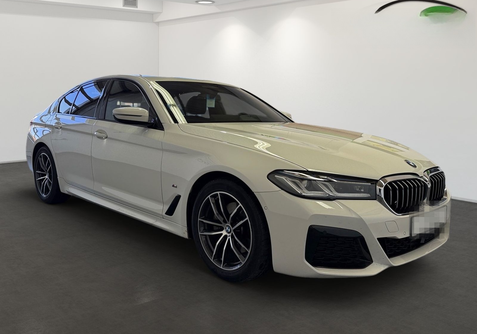 BMW 520dLim.*M Sport*Laser*ACC*Kamera*AHK*HUD*Leder* foto 2
