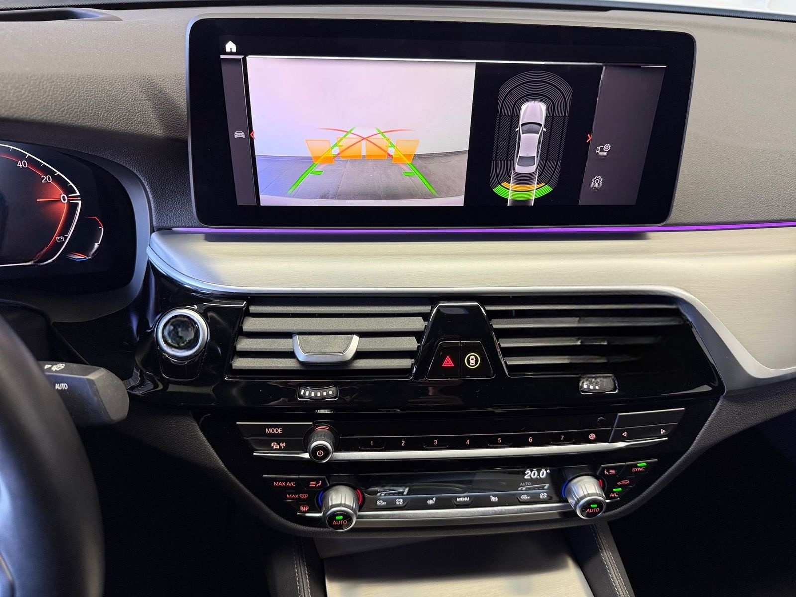 BMW 520dLim.*M Sport*Laser*ACC*Kamera*AHK*HUD*Leder* foto 24