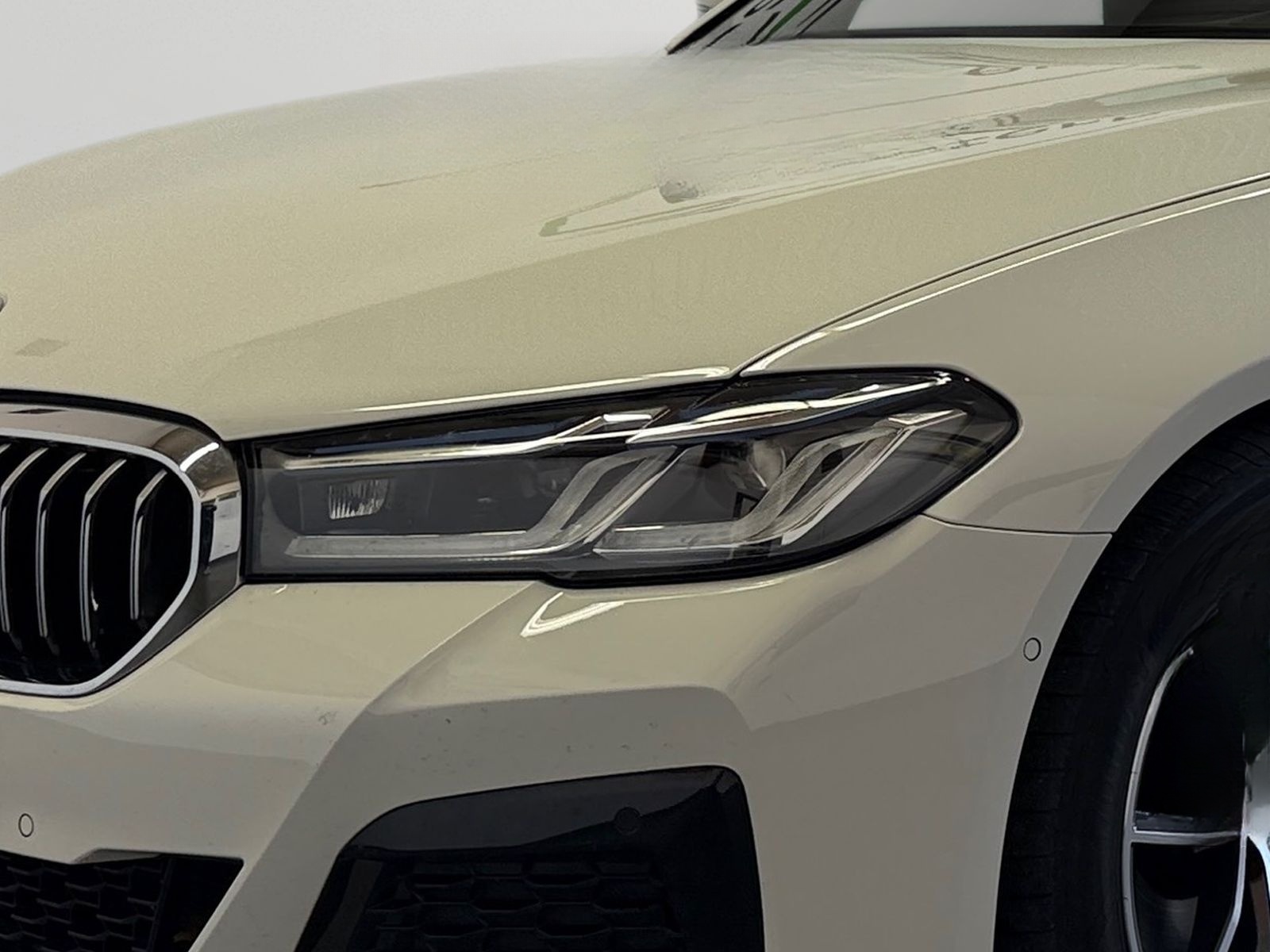 BMW 520dLim.*M Sport*Laser*ACC*Kamera*AHK*HUD*Leder* foto 7