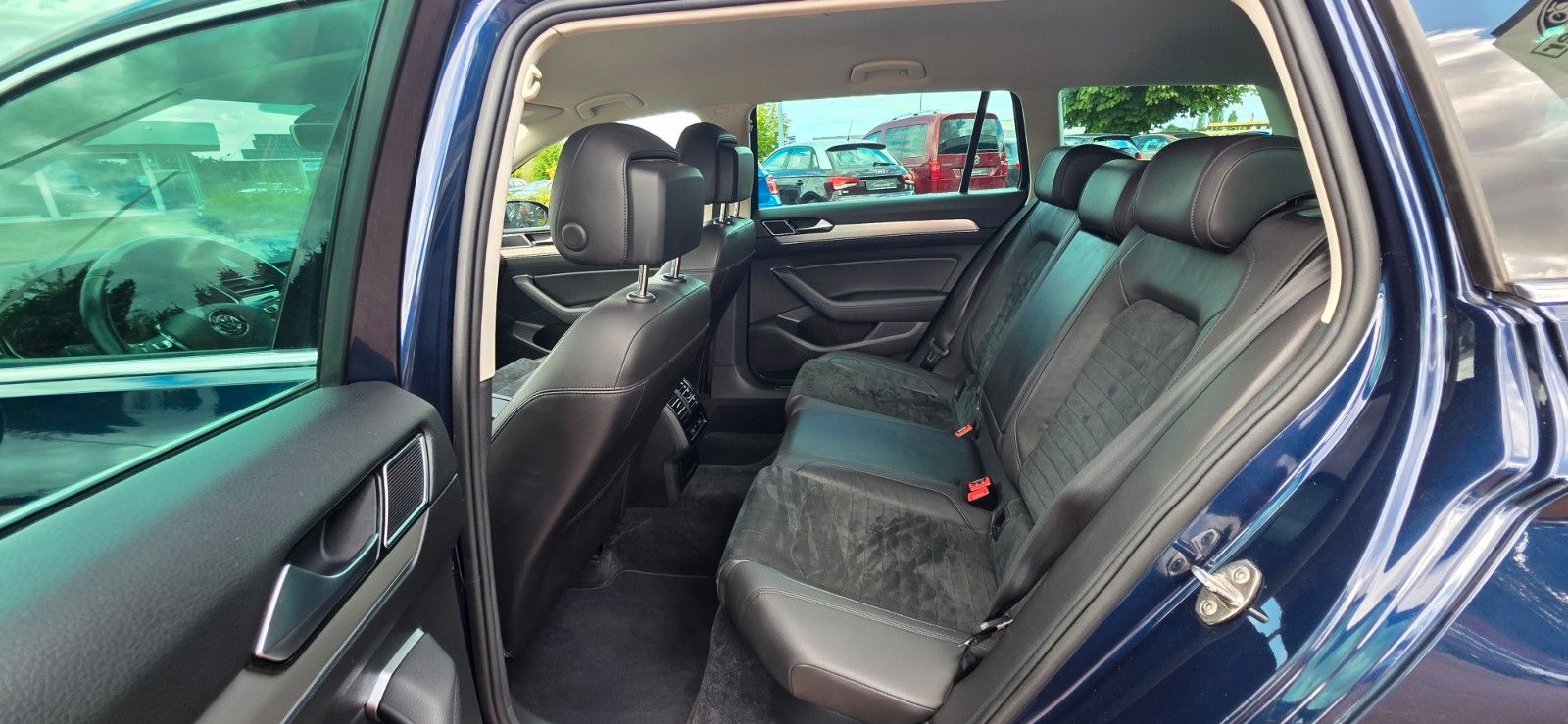 Volkswagen Passat Variant Highline 4Motion+Virtual+360*Kam+ foto 9