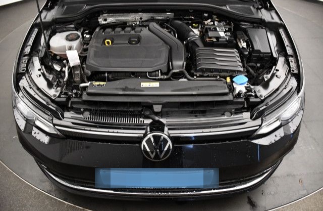 Volkswagen Golf 8 VIII 1.5 TSI Active Pano/ACC/Einparkhi foto 12