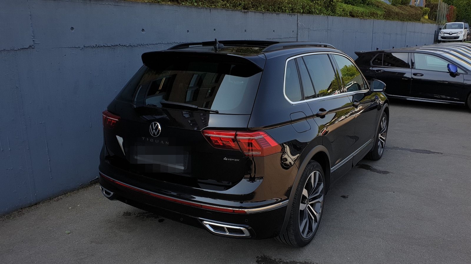 Volkswagen Tiguan 2.0 TDI DSG 4M 3 x R-Line Pano/K-les/360* foto 3