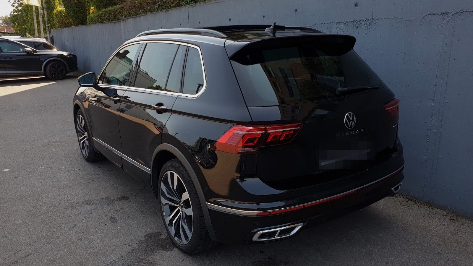 Volkswagen Tiguan 2.0 TDI DSG 4M 3 x R-Line Pano/K-les/360* foto 4