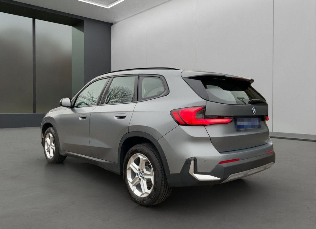 BMW X1 sDrive20i LED NAVI PANO MEMORY KAMERA 18" foto 4