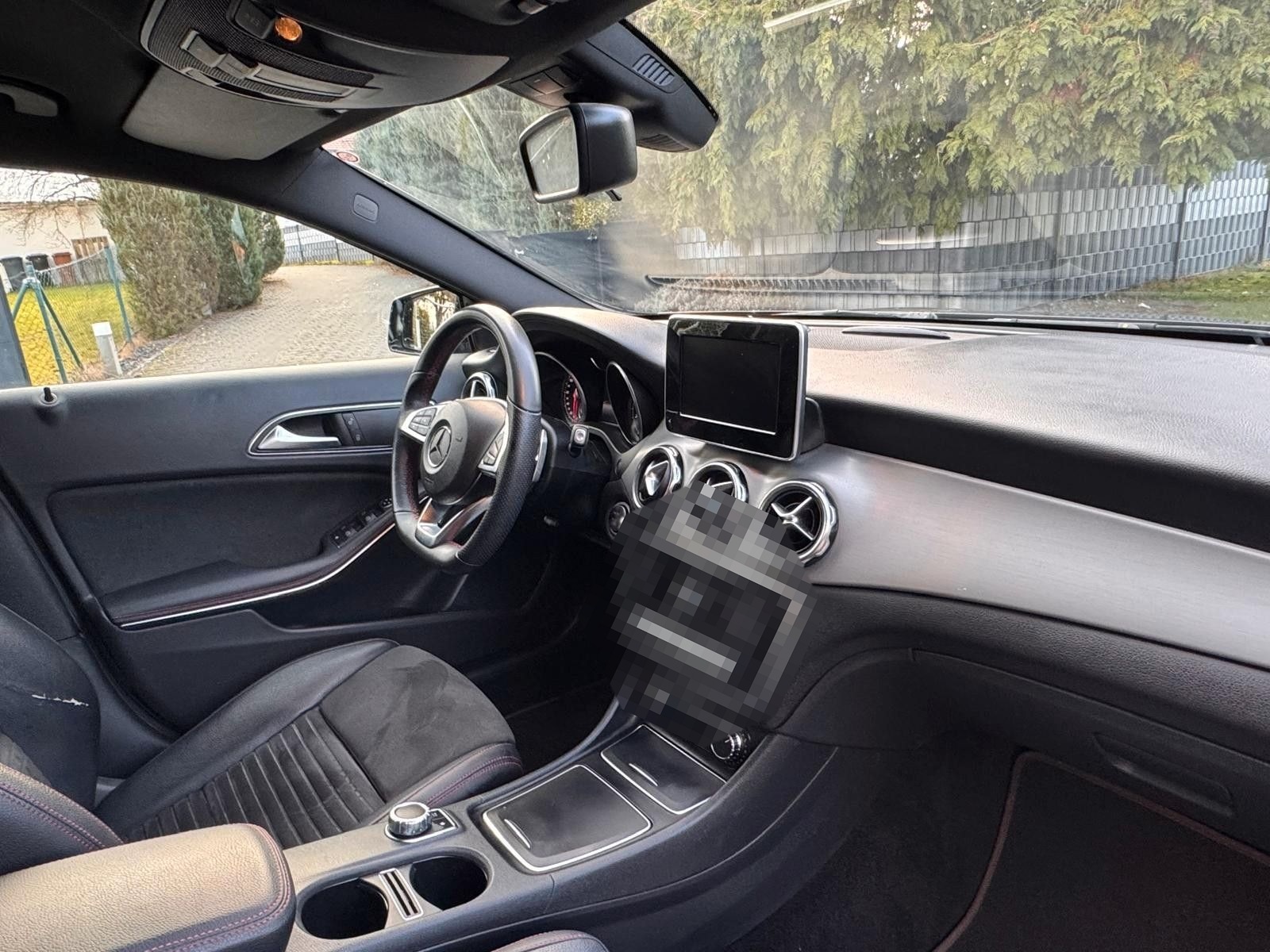 Mercedes-Benz GLA 180**AMG/CARPLAY/TEMPO/LED/NAVI** foto 12