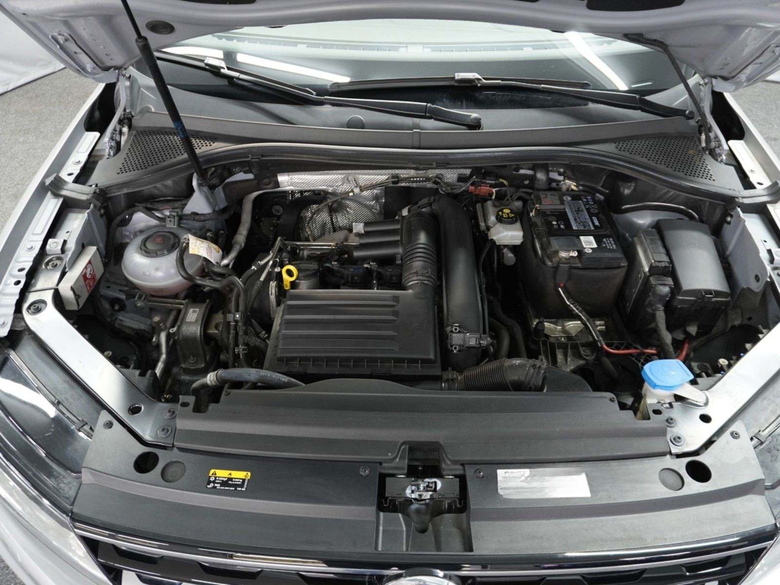 Volkswagen Tiguan 1.4 TSI BMT | DSG | ACC | NAVI | KAMERA | foto 5