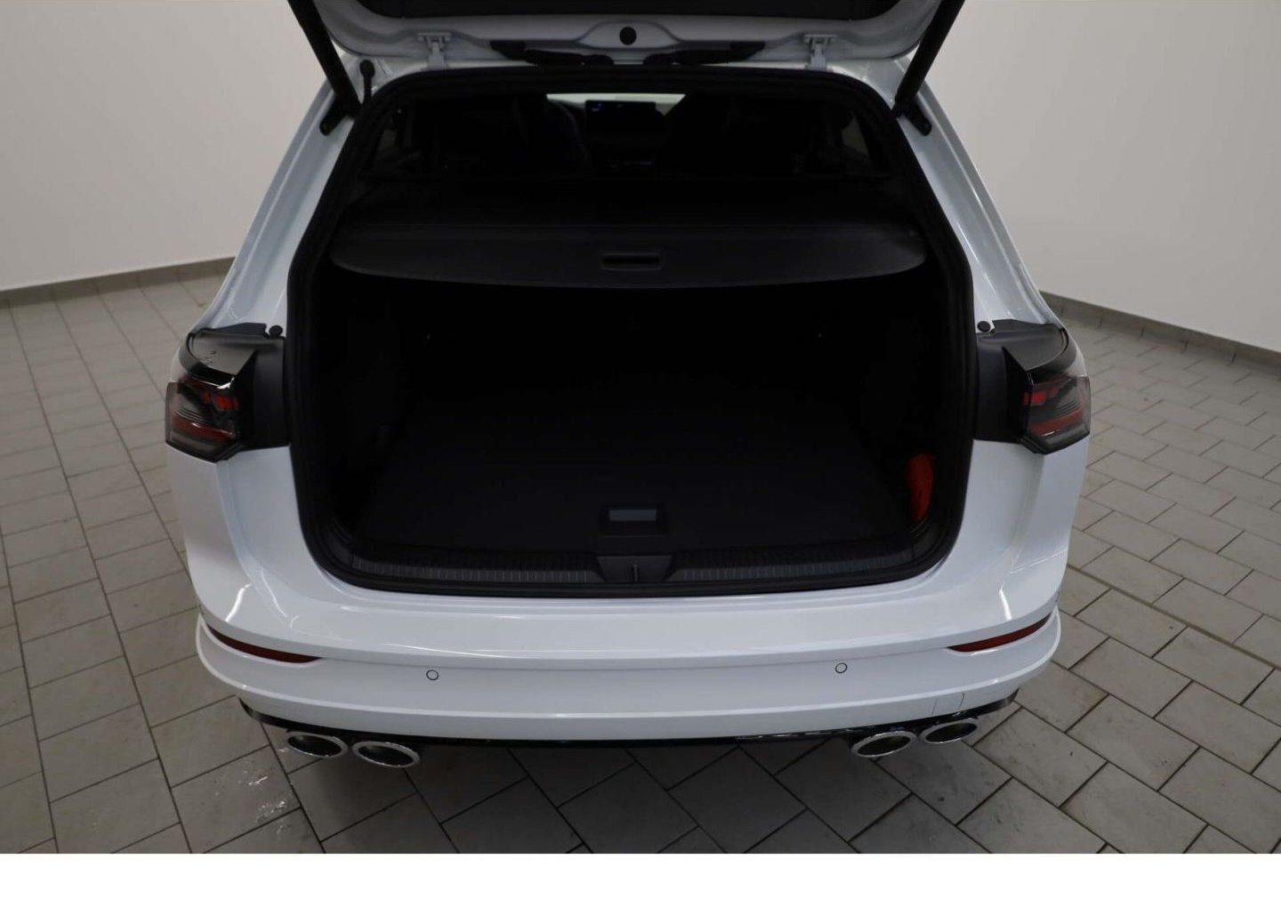 Volkswagen Golf Variant 2.0 TSI OPF 4Motion R foto 16