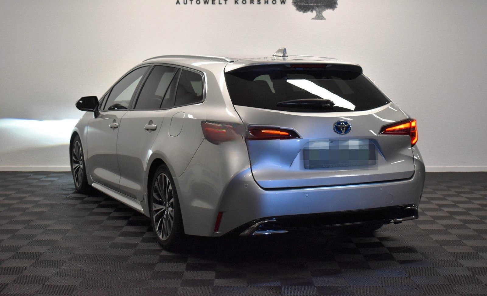 Toyota Corolla TS 2.0 Team D*LED*VIRTUAL*KAMERA*KEYLESS foto 9