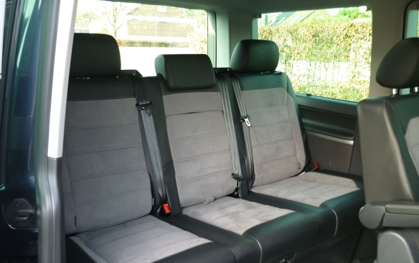 Volkswagen T6.1 Transporter Multivan  Highline FWD foto 14