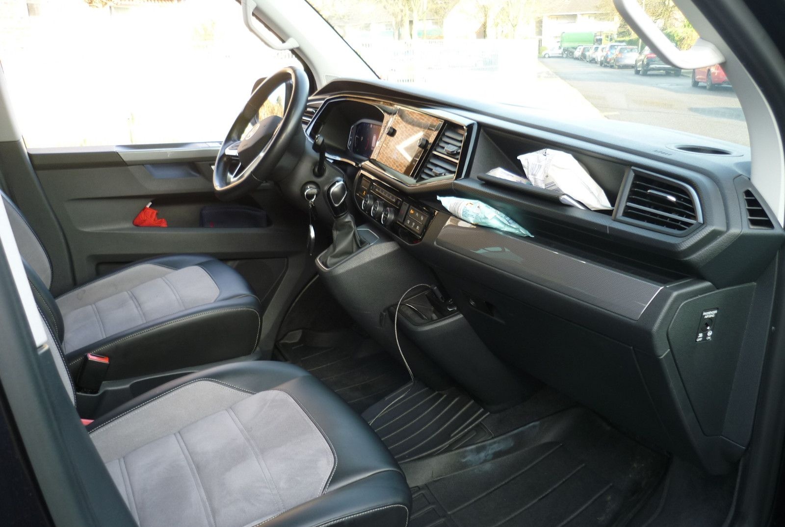 Volkswagen T6.1 Transporter Multivan  Highline FWD foto 19